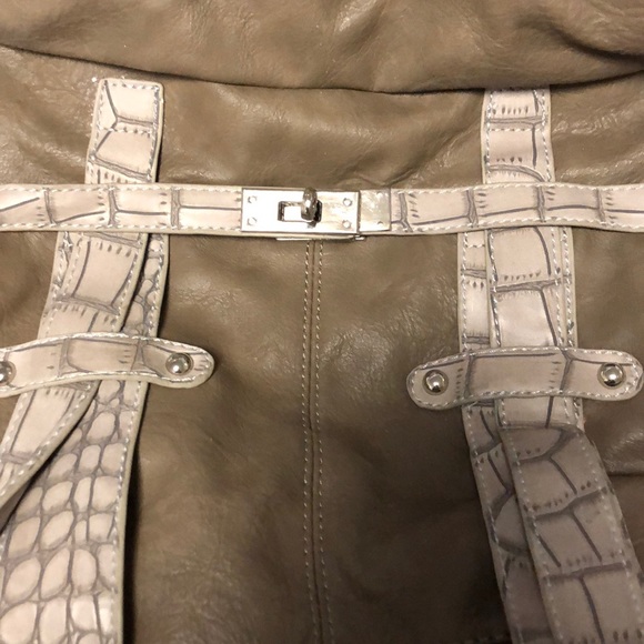 Purse - Picture 7 of 8